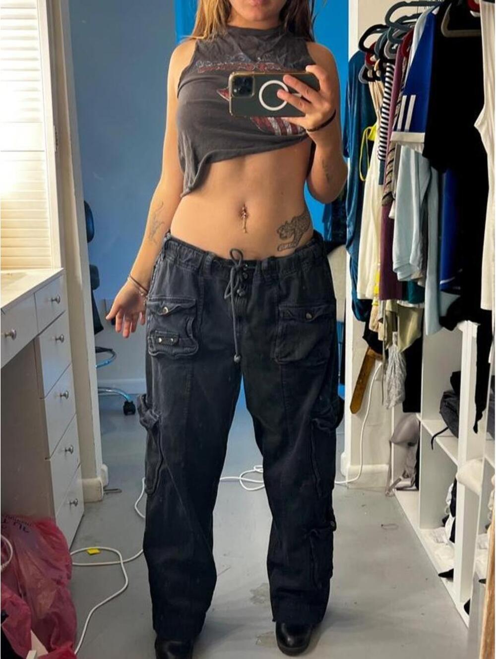 •FREE PEOPLE  BLACK CARGO PANTS